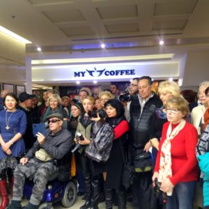 И женский взгдяд наполнит жизнь палитрой многоцветной. Выставка «Мир глазами женин» 2019.