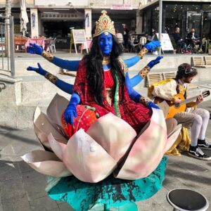 Пурим в масках в Хайфе